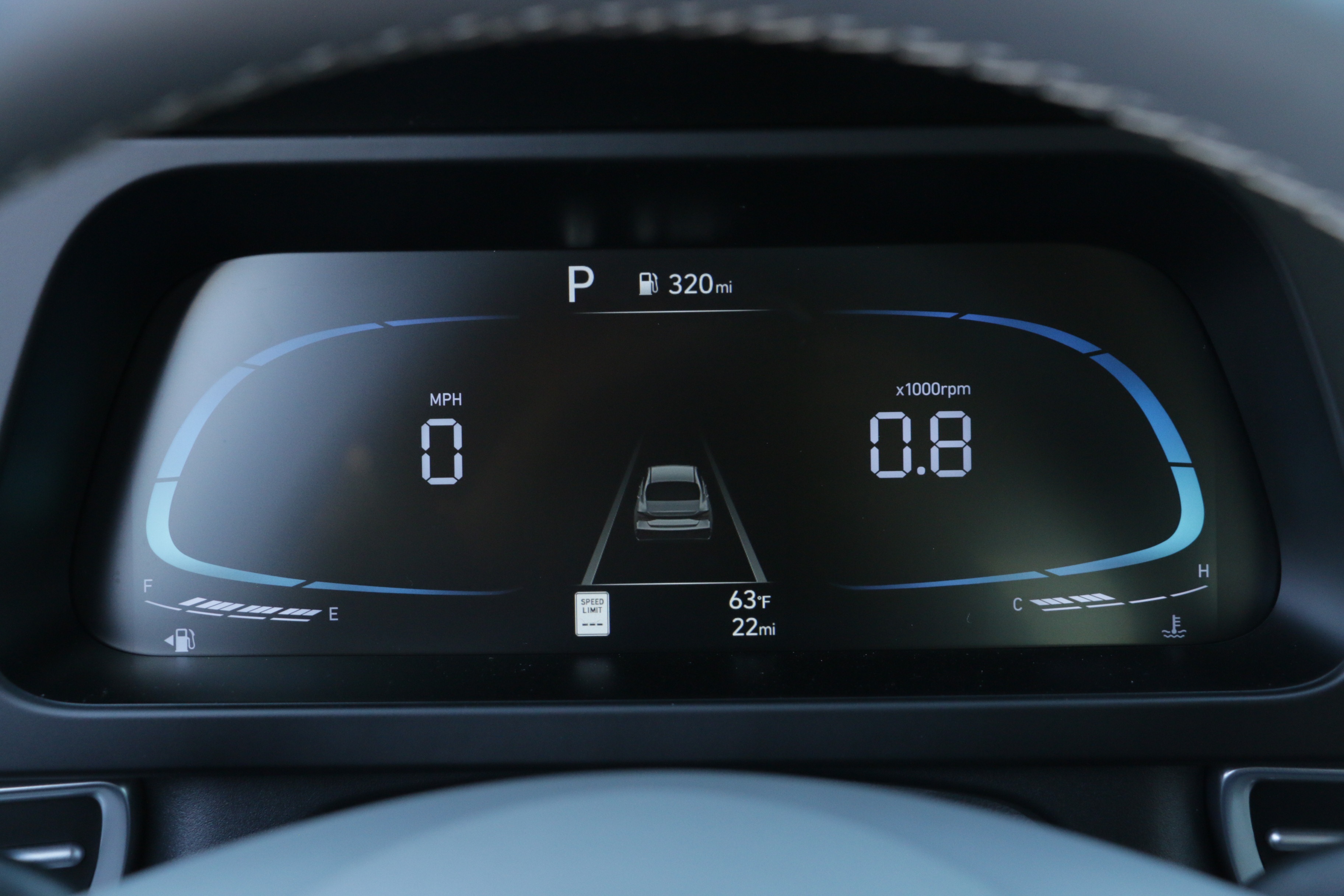 2026 Hyundai Elantra SEL Sport photo 3