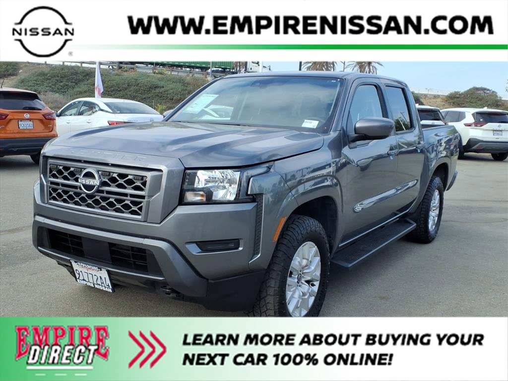 2023 Nissan Frontier SV's photo