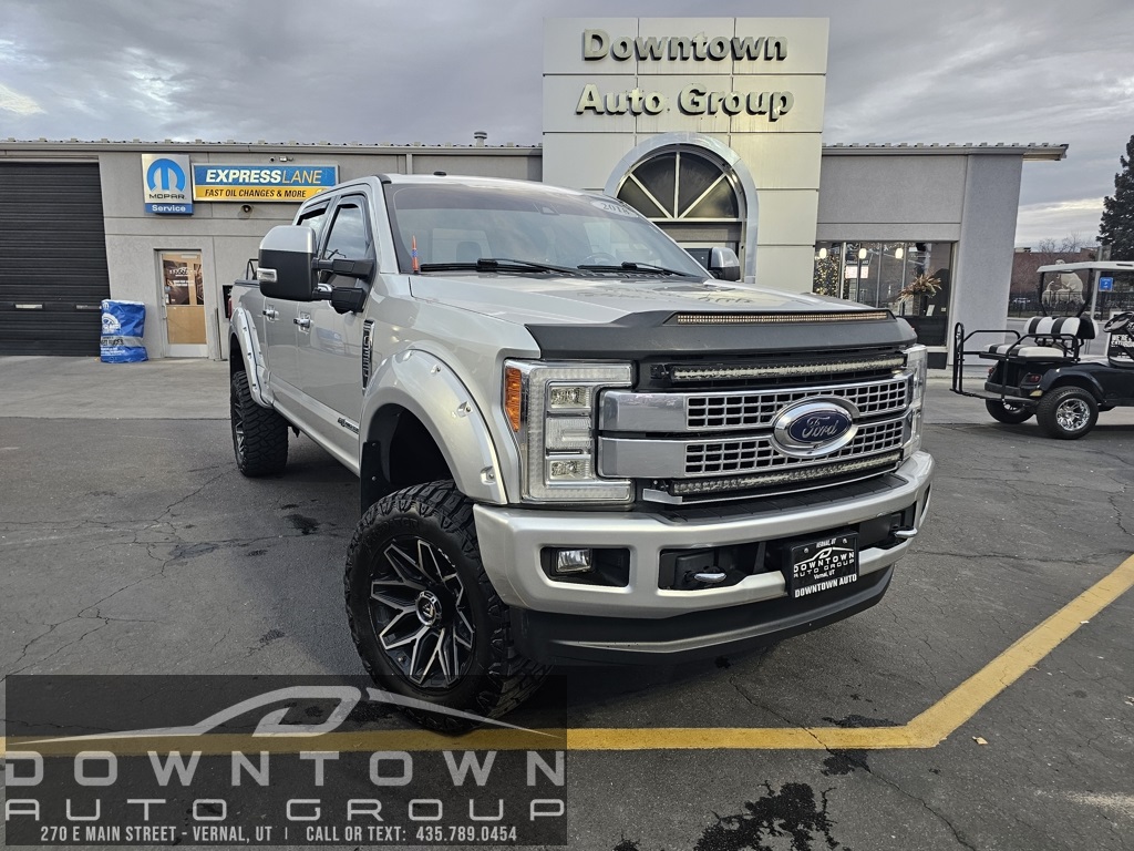 2018 Ford F-350 Super Duty Platinum's photo