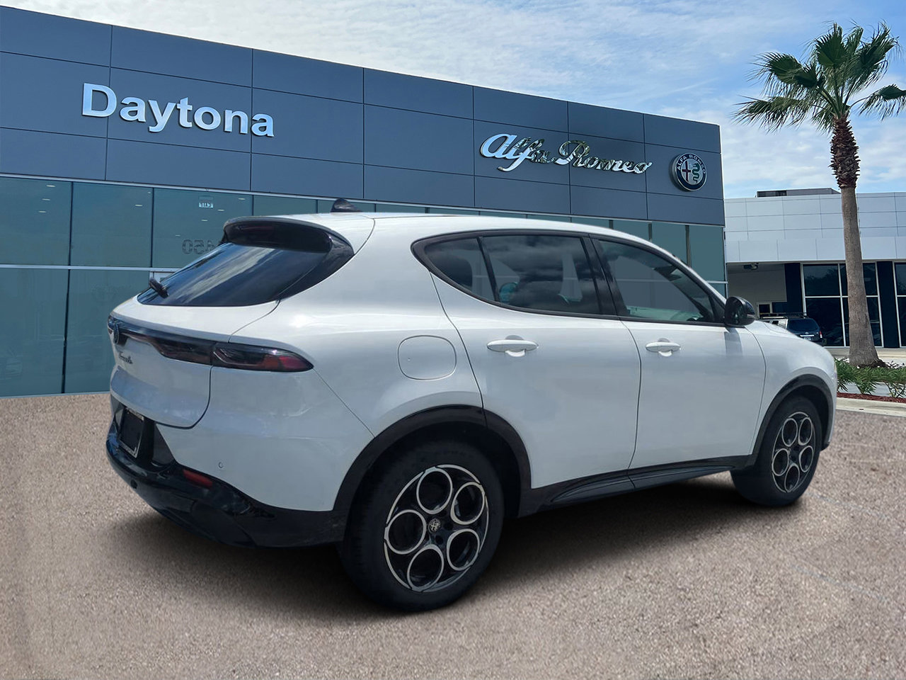 2025 Alfa Romeo Tonale BASE SPRINT photo 3