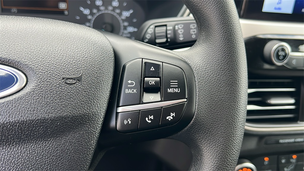 2022 Ford Escape SE photo 16
