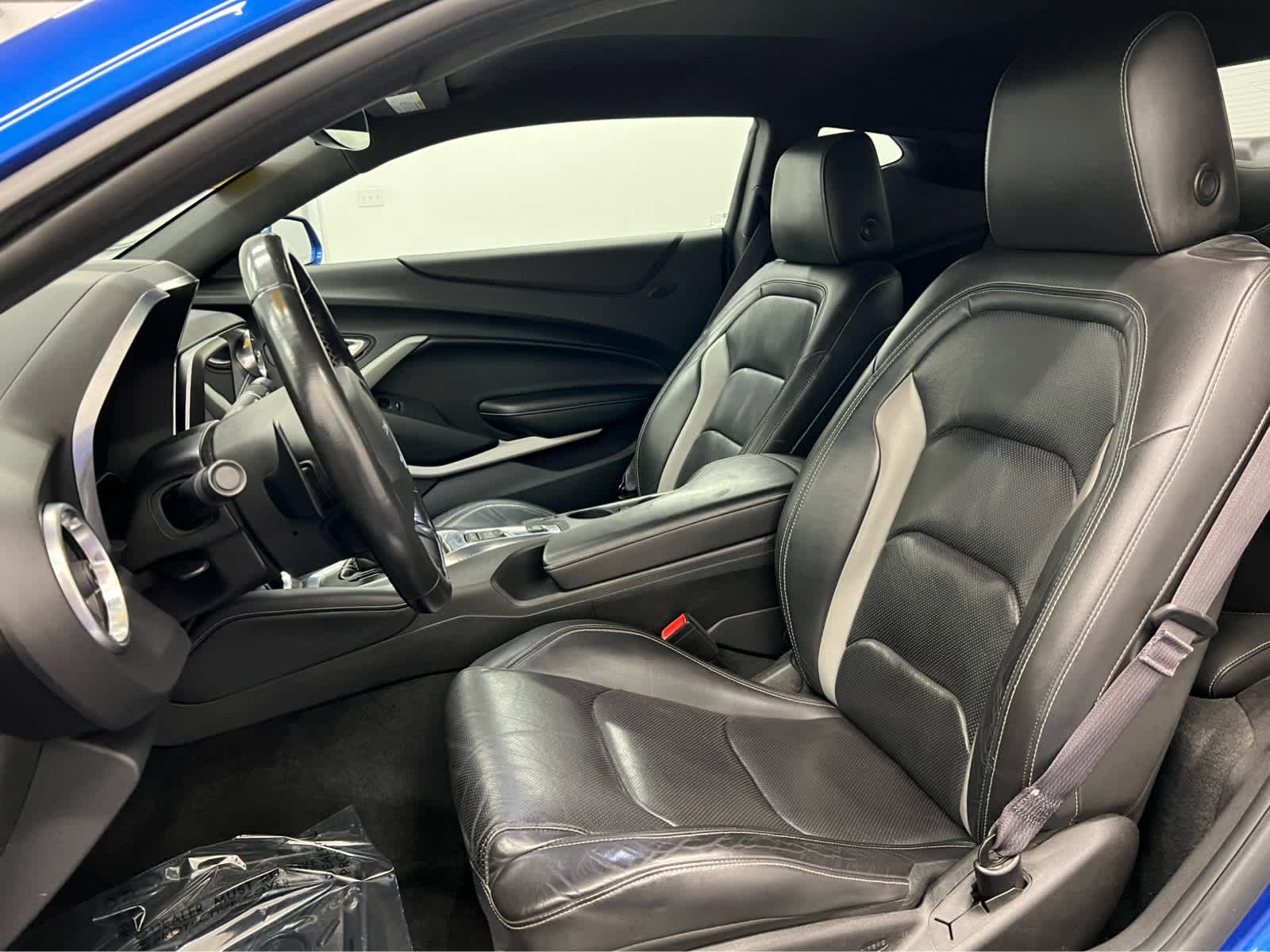 2016 Chevrolet Camaro 2LT photo 5