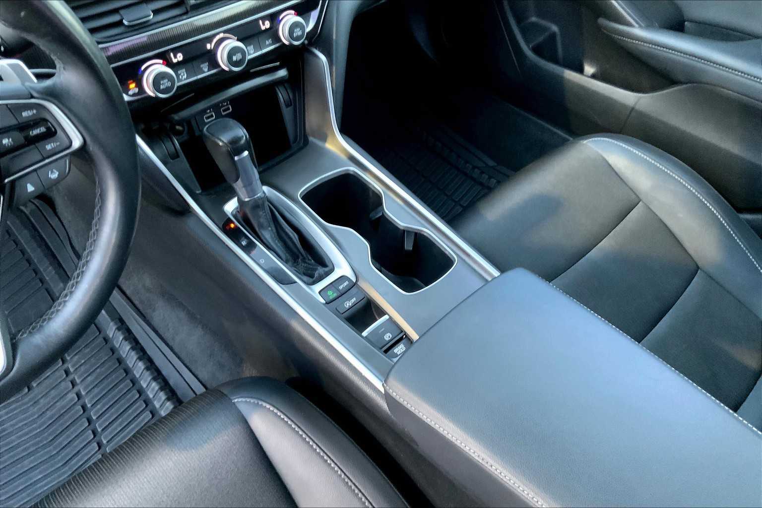 2022 Honda Accord Sport photo 16