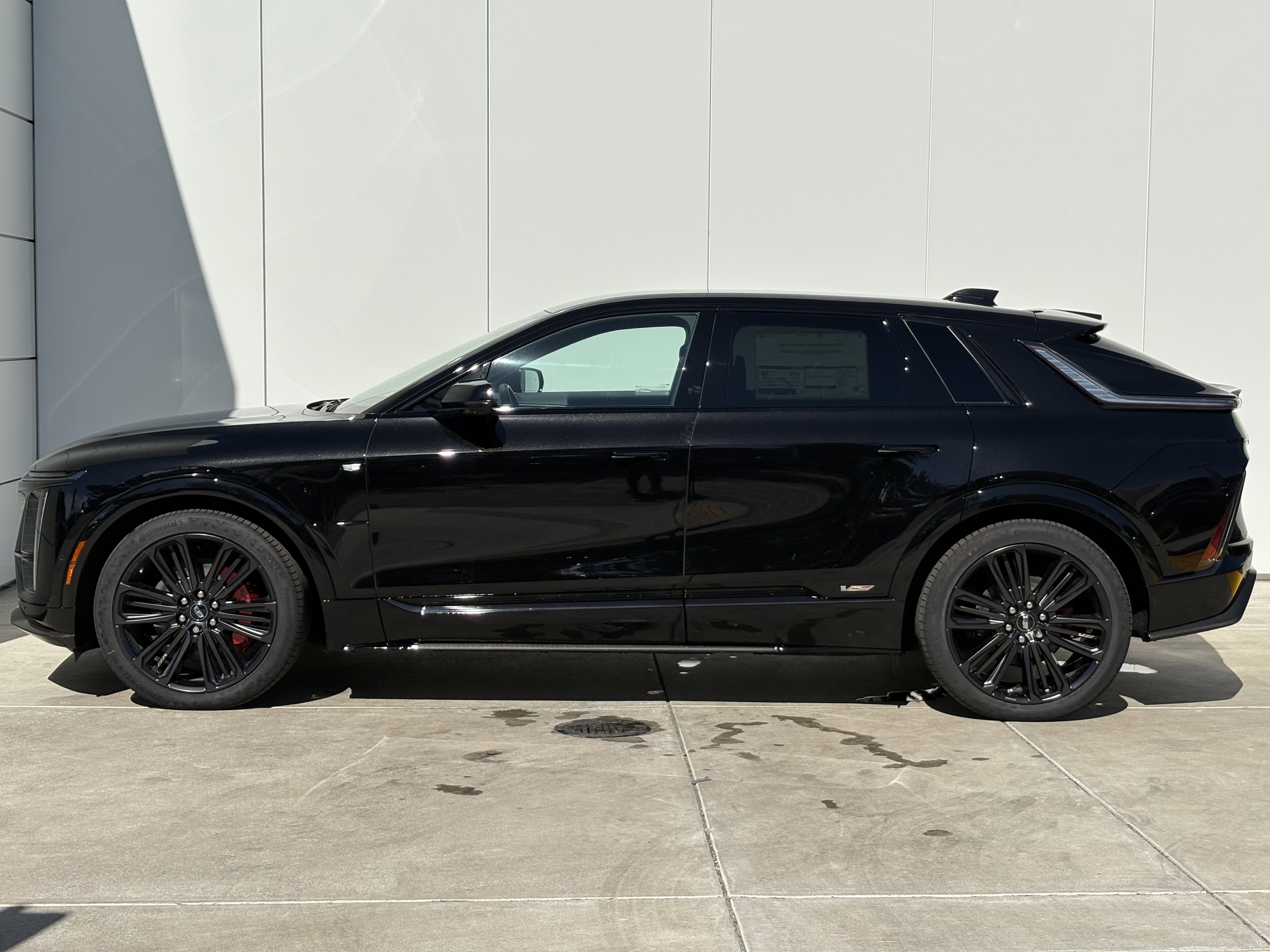 2026 Cadillac Lyriq photo 3