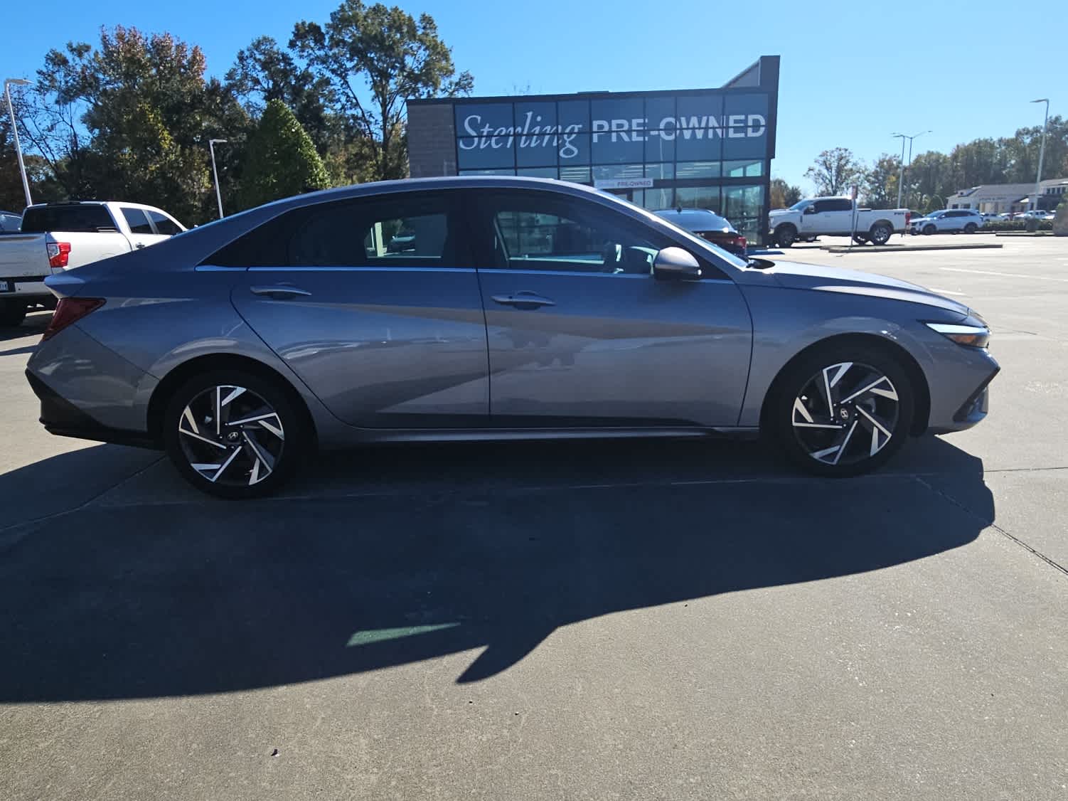 2025 Hyundai Elantra SEL's photo