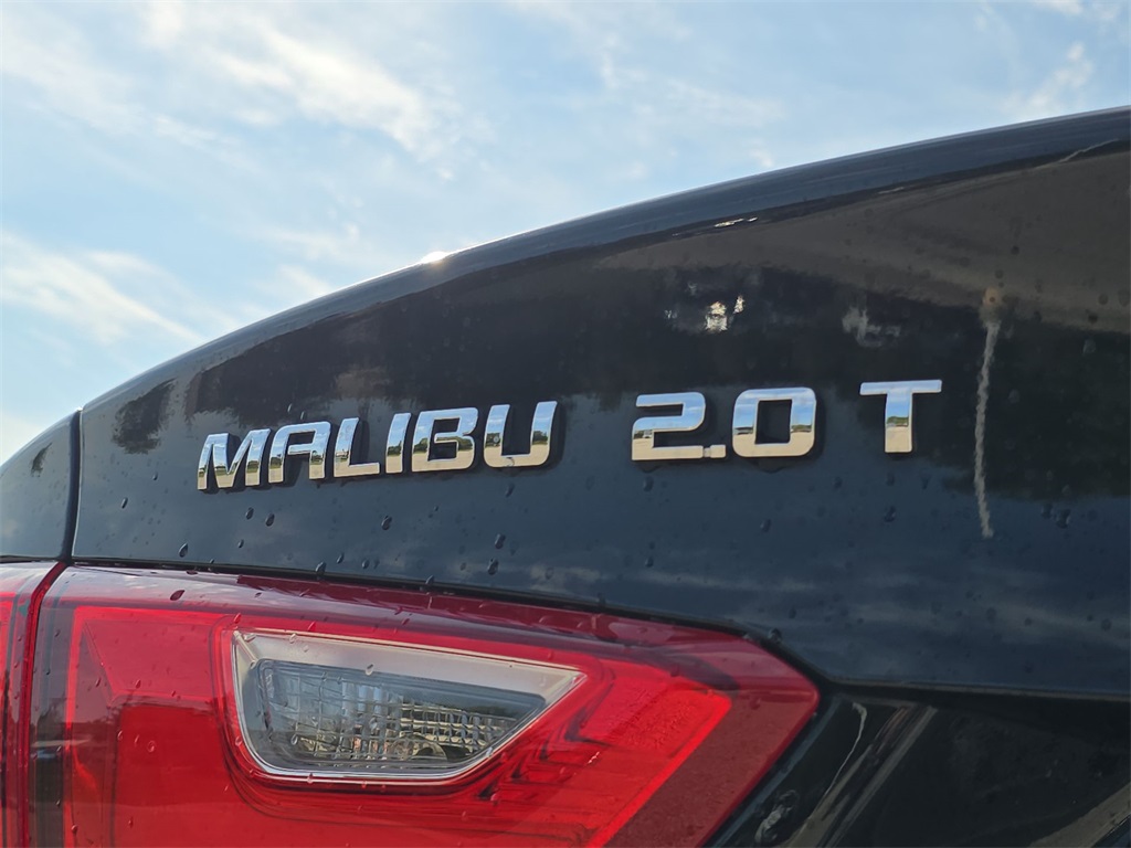 2017 Chevrolet Malibu Premier photo 32