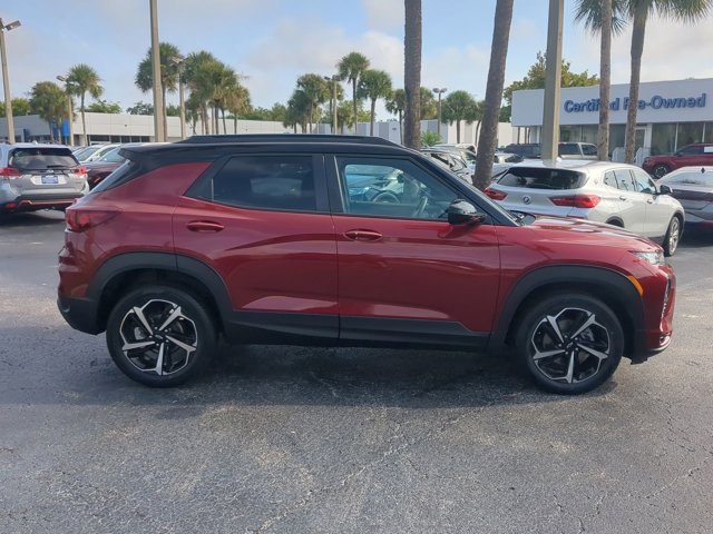 2022 Chevrolet Trailblazer RS photo 2