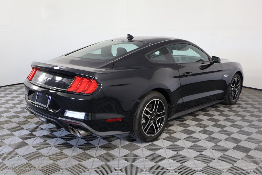 2022 Ford Mustang GT Premium photo 4