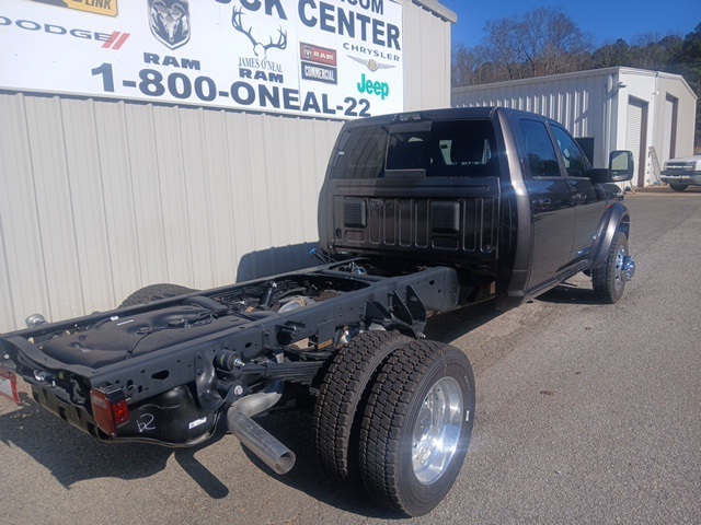 2026 Ram 4500 Laramie photo 3