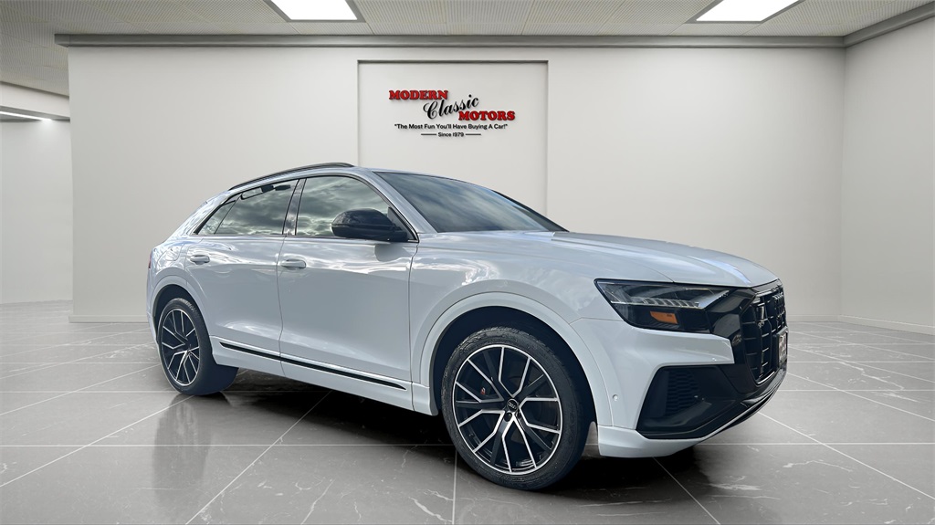 2023 Audi SQ8 Prestige's photo