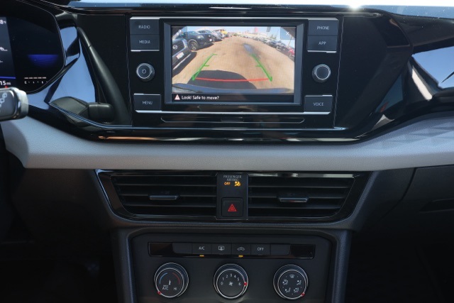 2022 Volkswagen Taos S photo 27