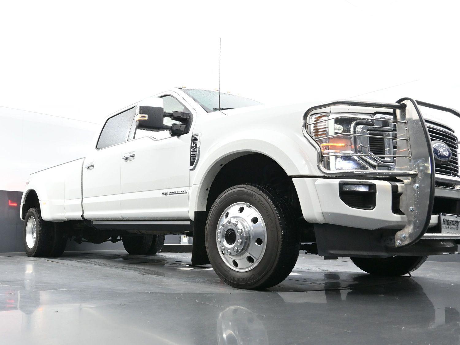2022 Ford F-450 Platinum photo 43