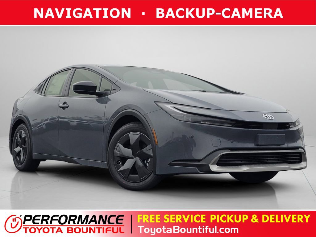 2026 Toyota Prius SE's photo