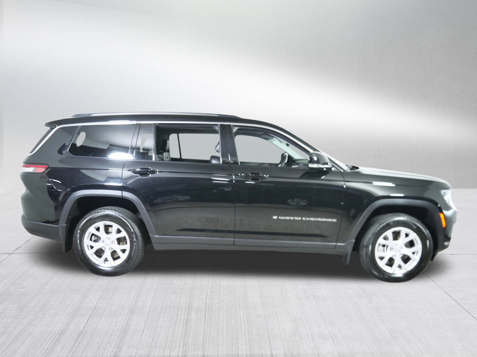 2022 Jeep Grand Cherokee Limited photo 8
