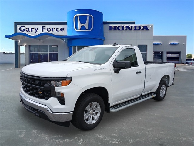 2024 Chevrolet Silverado 1500 photo 3