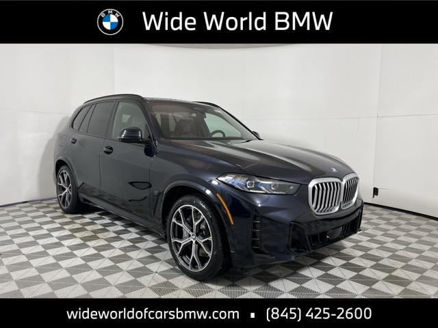 2026 BMW X5 50e's photo