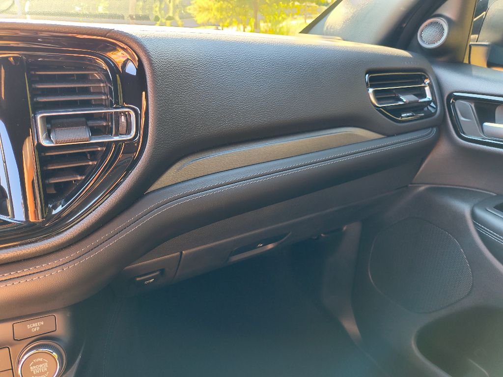 2023 Dodge Durango SXT photo 26