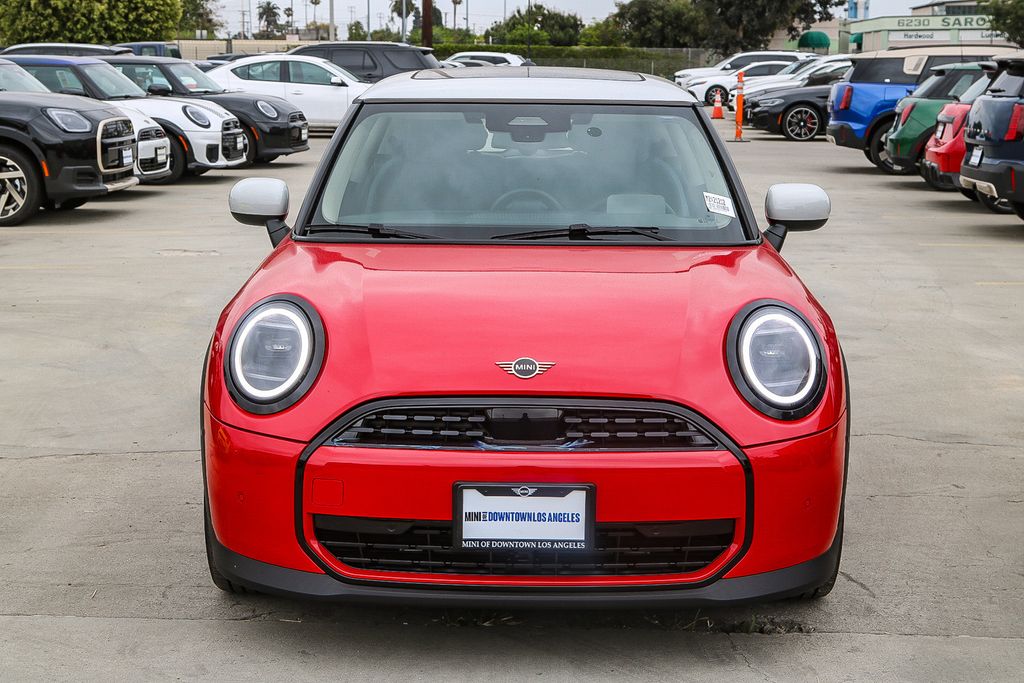 2025 Mini Cooper Signature photo 2