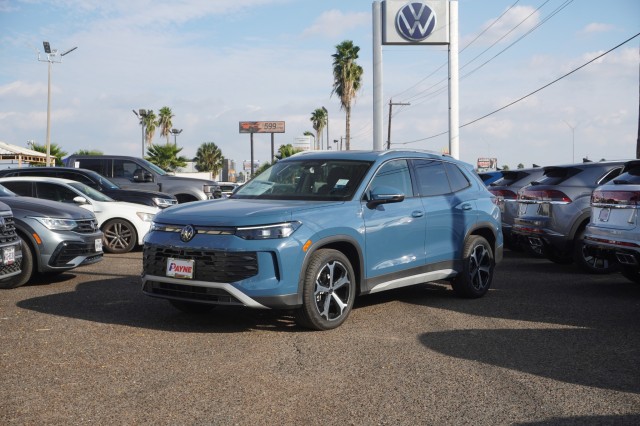 2026 Volkswagen Tiguan SE's photo