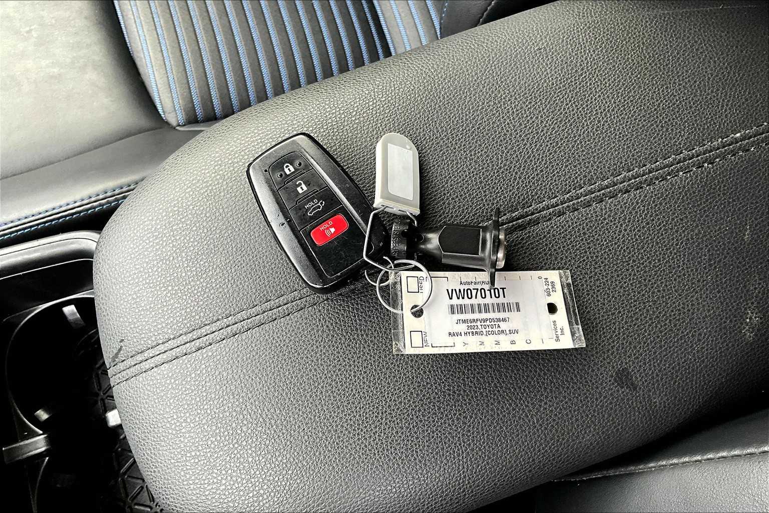 2023 Toyota RAV4 Hybrid XSE photo 11