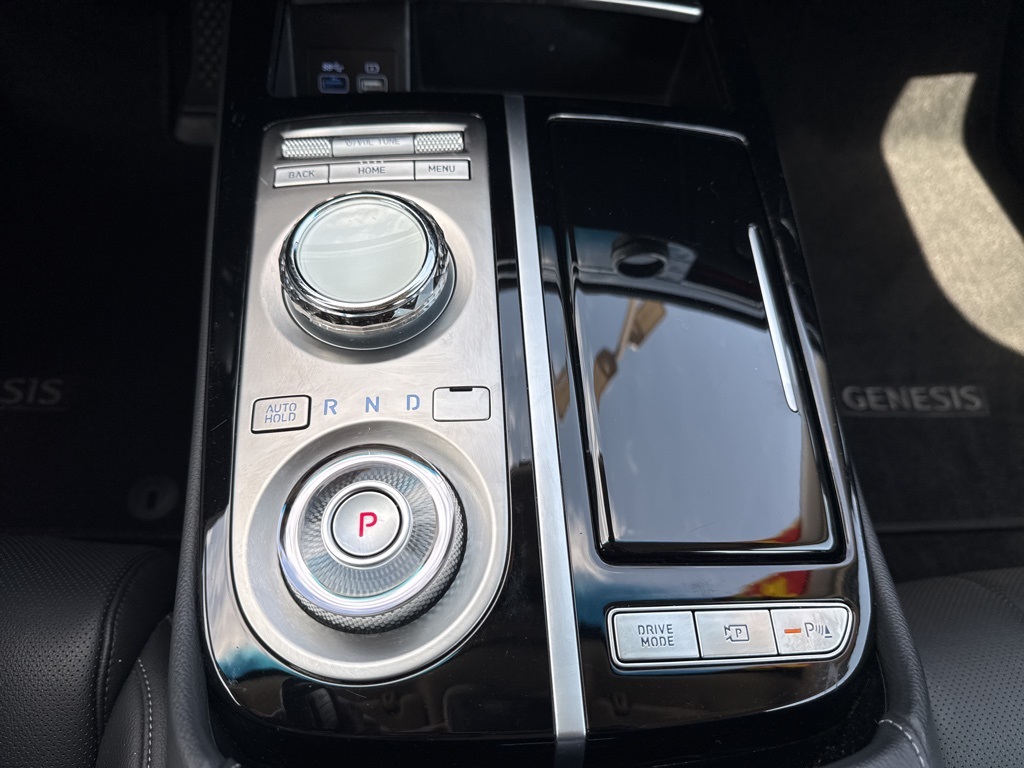2024 Genesis G80 2.5T photo 14