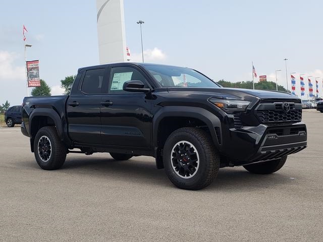 2025 Toyota Tacoma TRD Off-Road 4x4 Double Cab photo 3