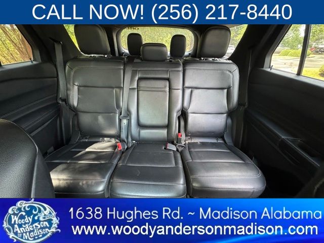 2020 Ford Explorer XLT photo 9