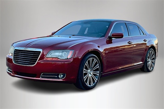 Used 2013 Chrysler 300 S with VIN 2C3CCABT5DH661966 for sale in Florence, AL