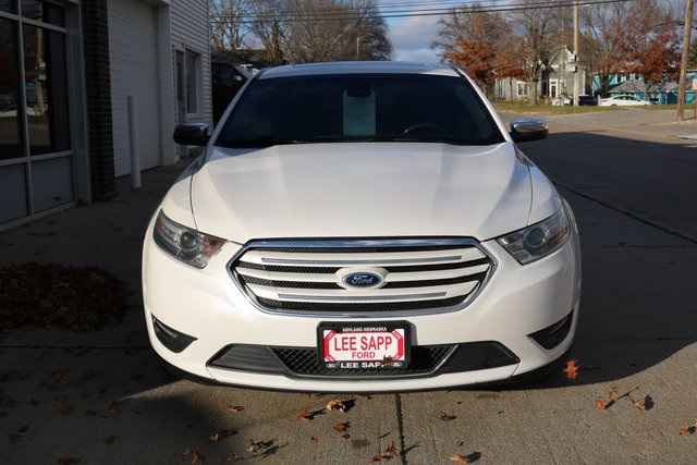 2013 Ford Taurus Limited photo 2