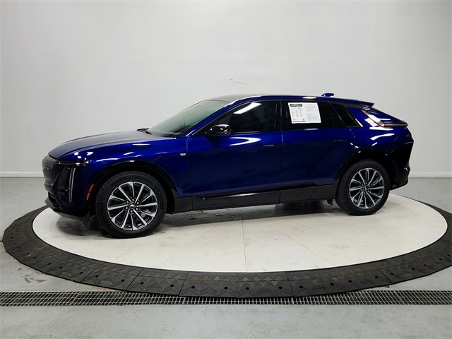 2024 Cadillac Lyriq Sport photo 3