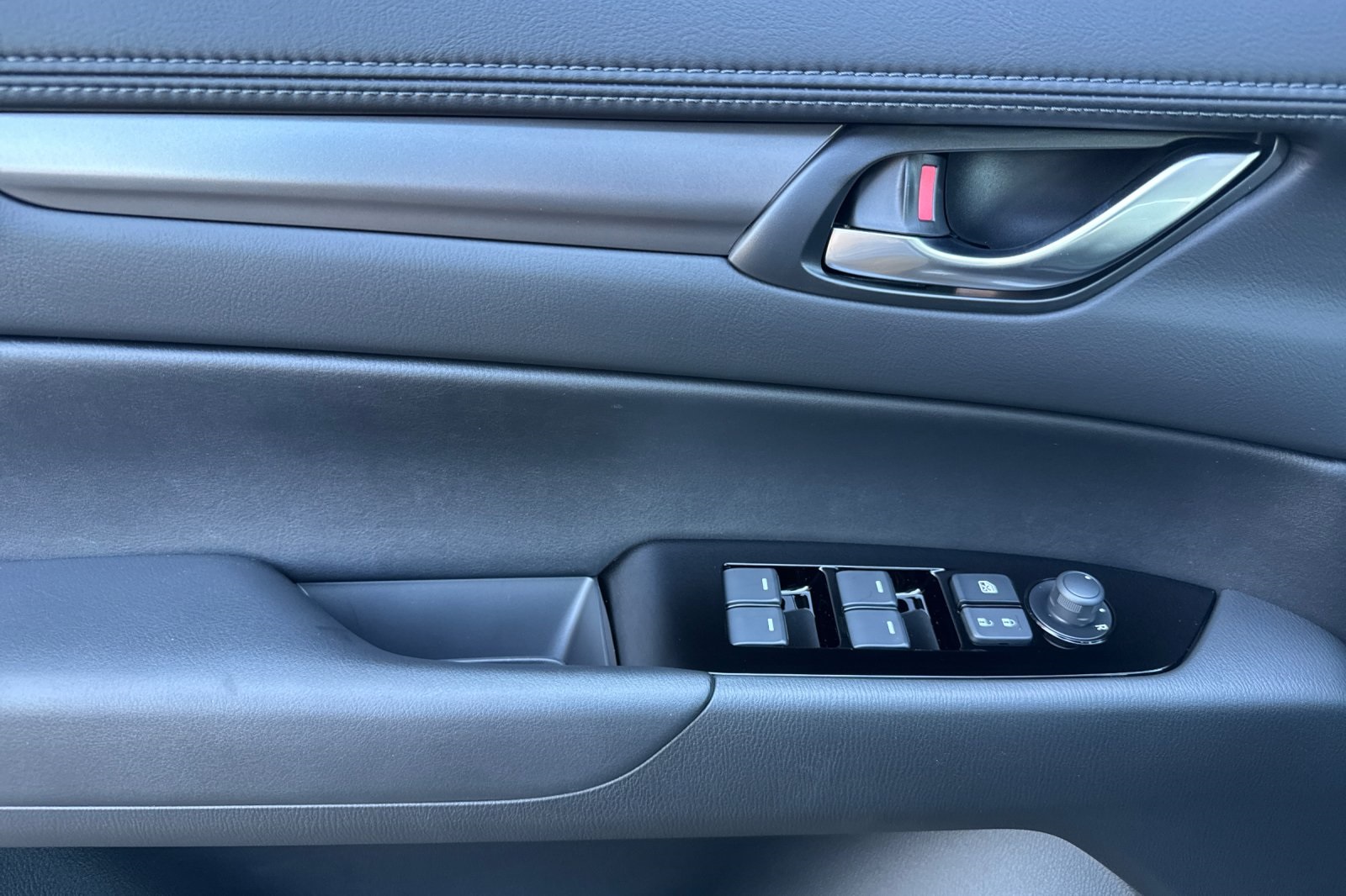 2025 Mazda CX-5 2.5 Select photo 11