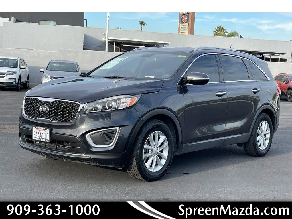 2018 Kia Sorento LX's photo