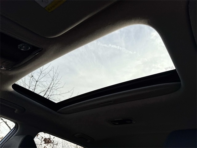 2026 Kia Seltos SX photo 3