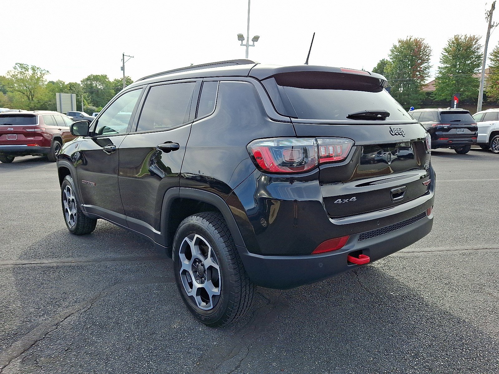 2022 Jeep Compass Trailhawk photo 3