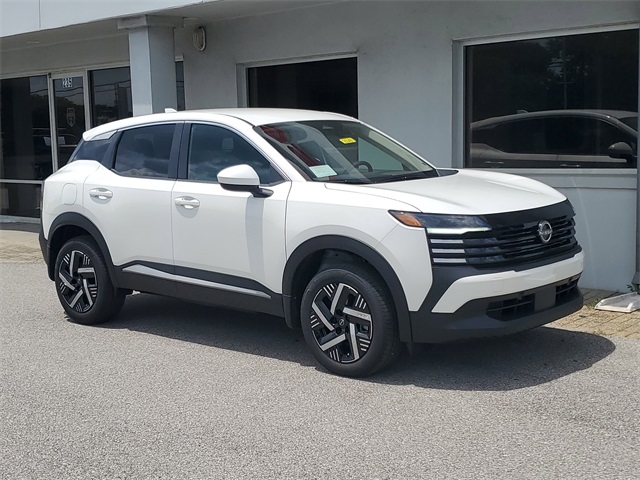2025 Nissan Kicks SV photo 18