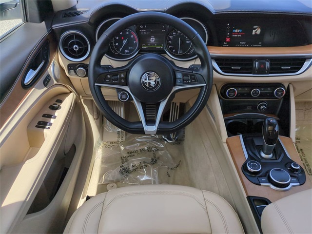2019 Alfa Romeo Stelvio Ti photo 15