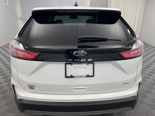 2022 Ford Edge SEL photo 8