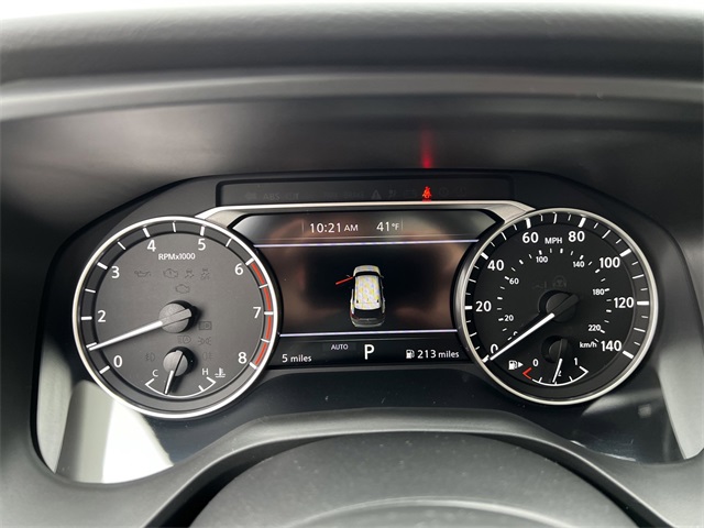 2024 Nissan Rogue SV photo 14