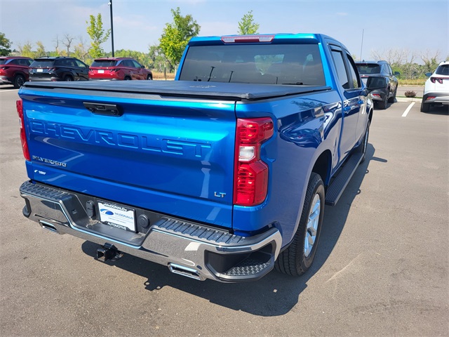 2022 Chevrolet Silverado 1500 LT photo 3
