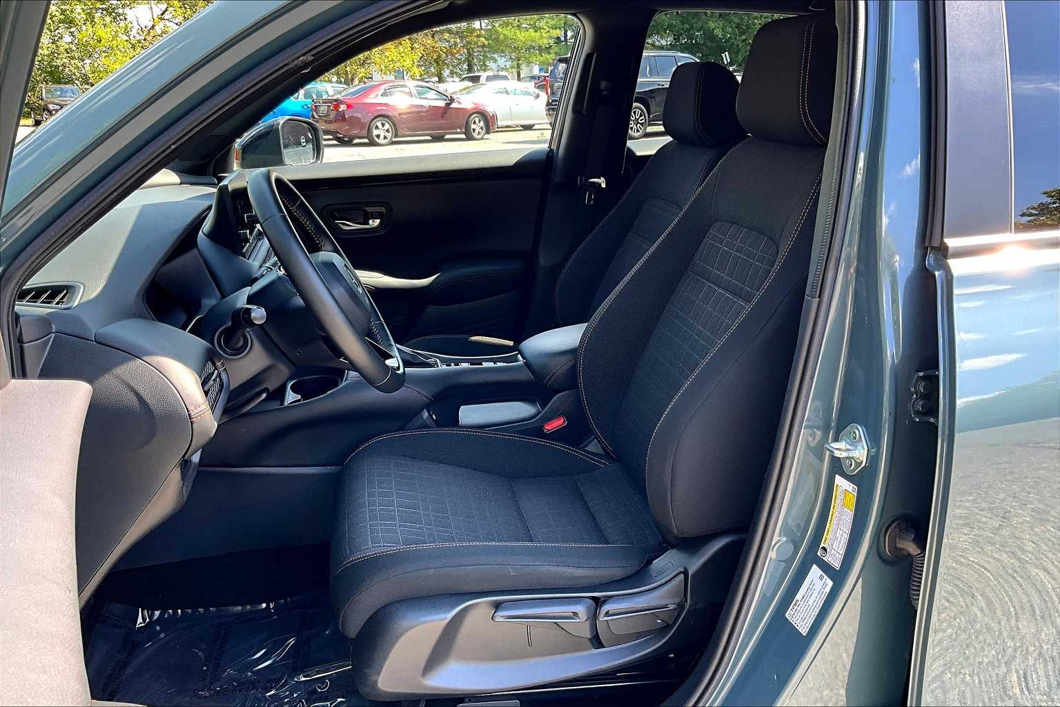2023 Honda HR-V Sport photo 14