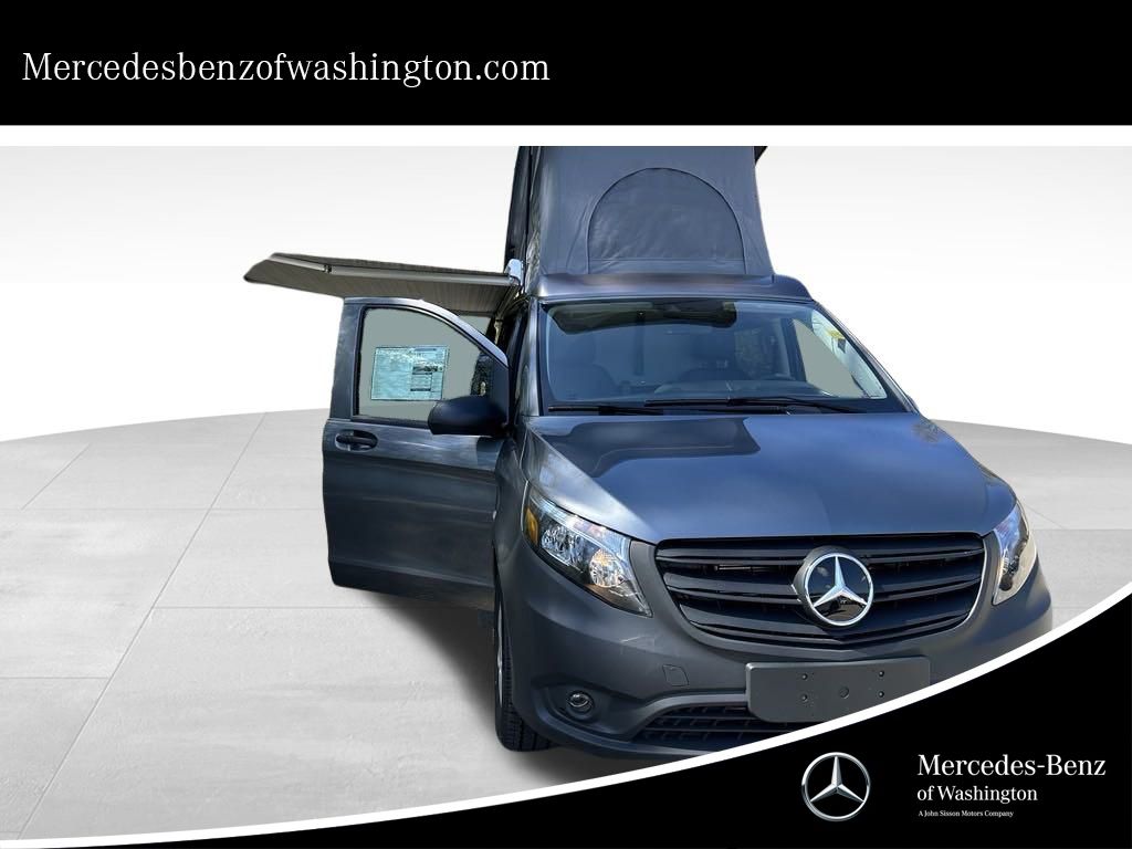 2023 Mercedes Benz Metris Passenger Van photo 2