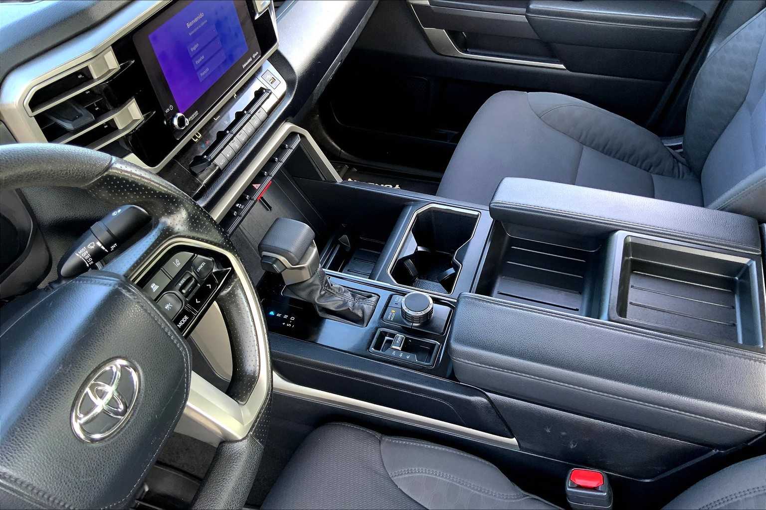 2023 Toyota Tundra SR5 CrewMax photo 15