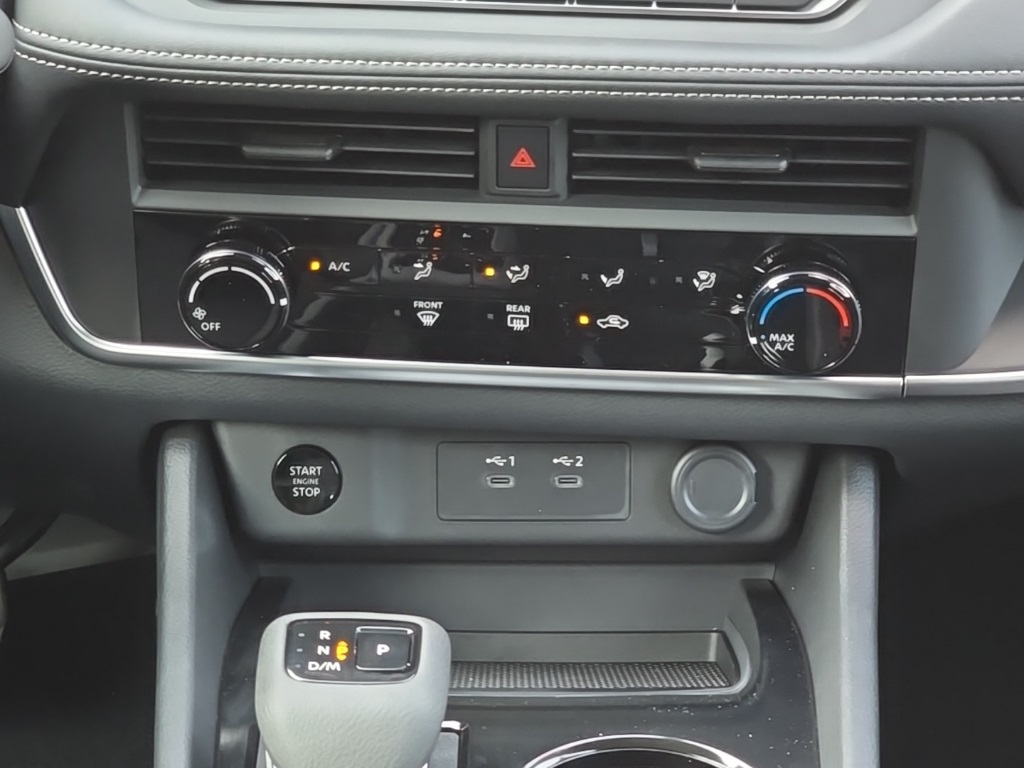 2026 Nissan Rogue S photo 15
