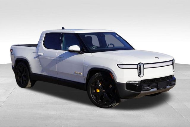 2022 Rivian R1T Adventure's photo