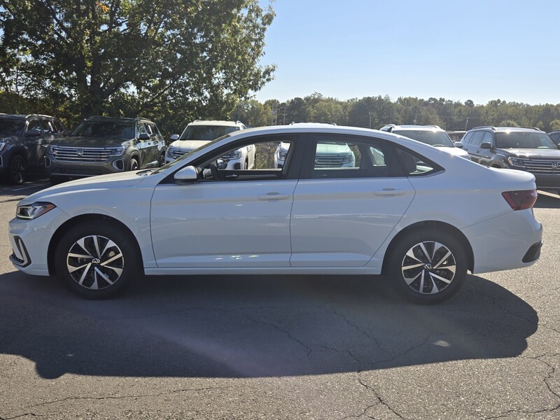 2026 Volkswagen Jetta 1.5T S photo 4