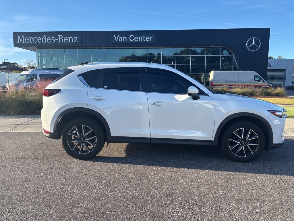 2018 Mazda CX-5 Touring photo 2