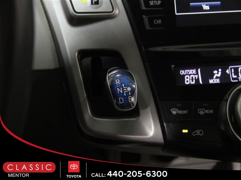 2017 Toyota Prius V Two photo 17