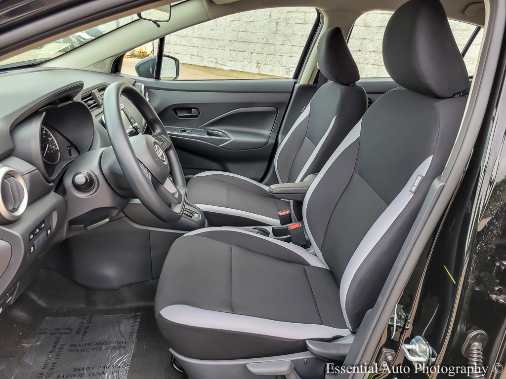 2025 Nissan Versa S photo 8