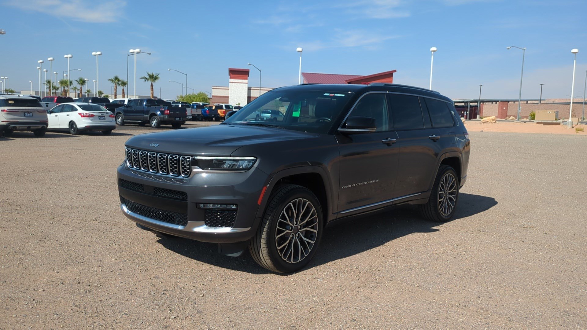 2021 Jeep Grand Cherokee L Summit Reserve photo 7