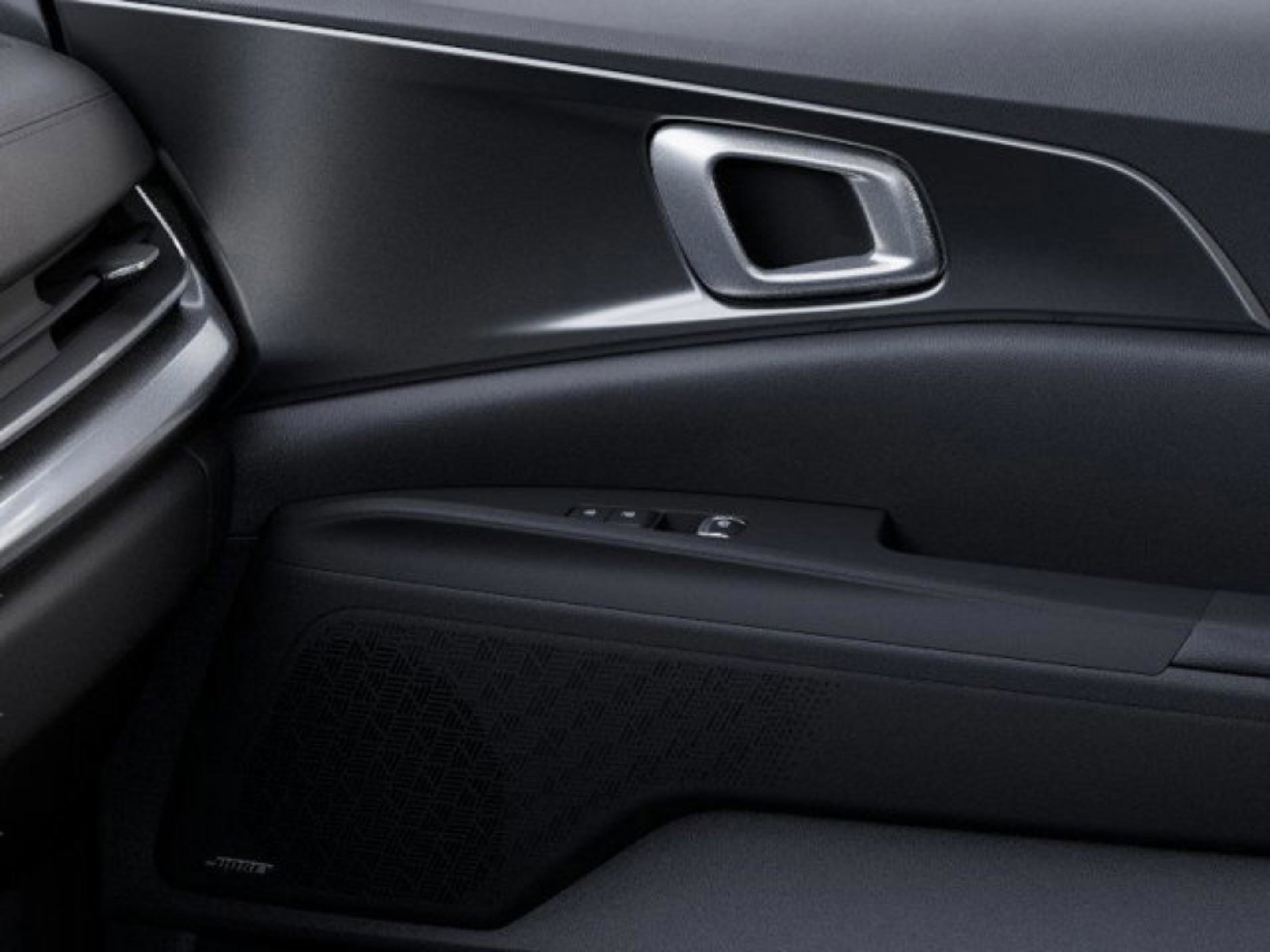 2026 Kia Carnival SX photo 25